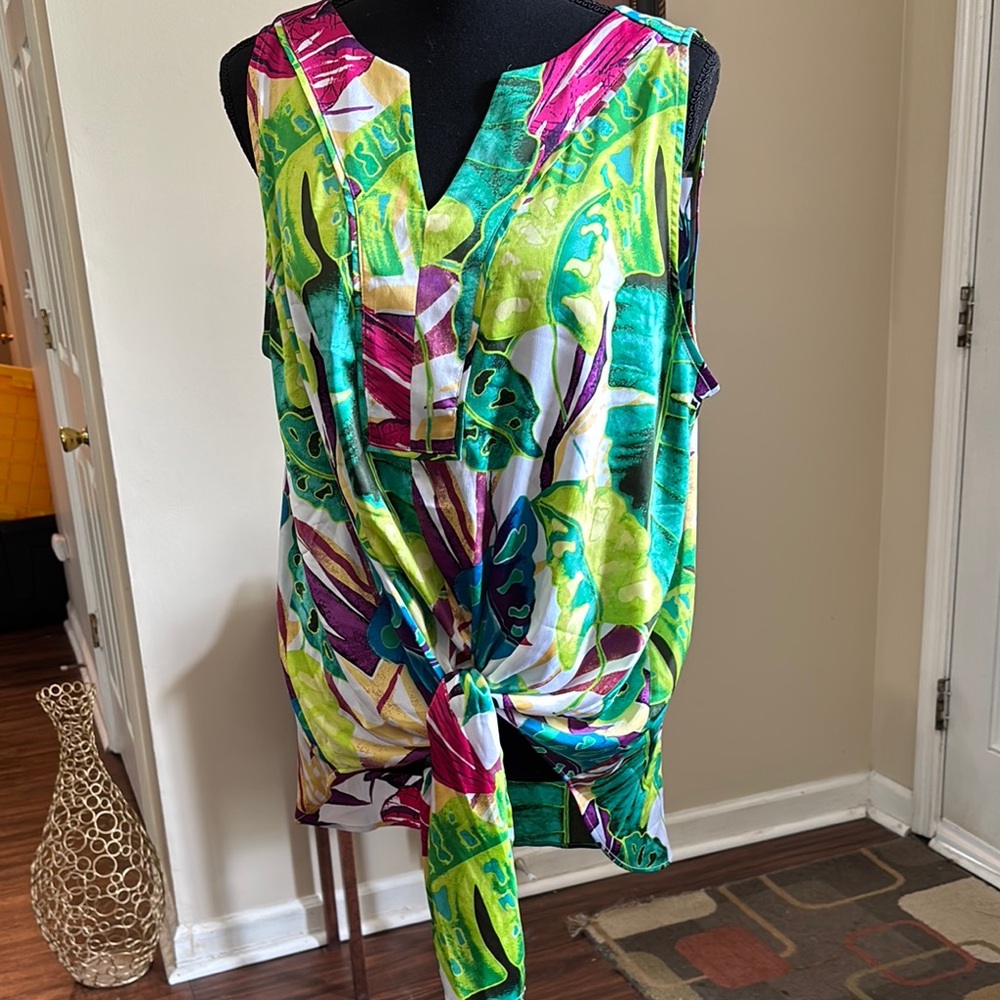 Chico's Tropical Leaf Knot-Front Sleeveless Blouse in Green, Teal & Magenta